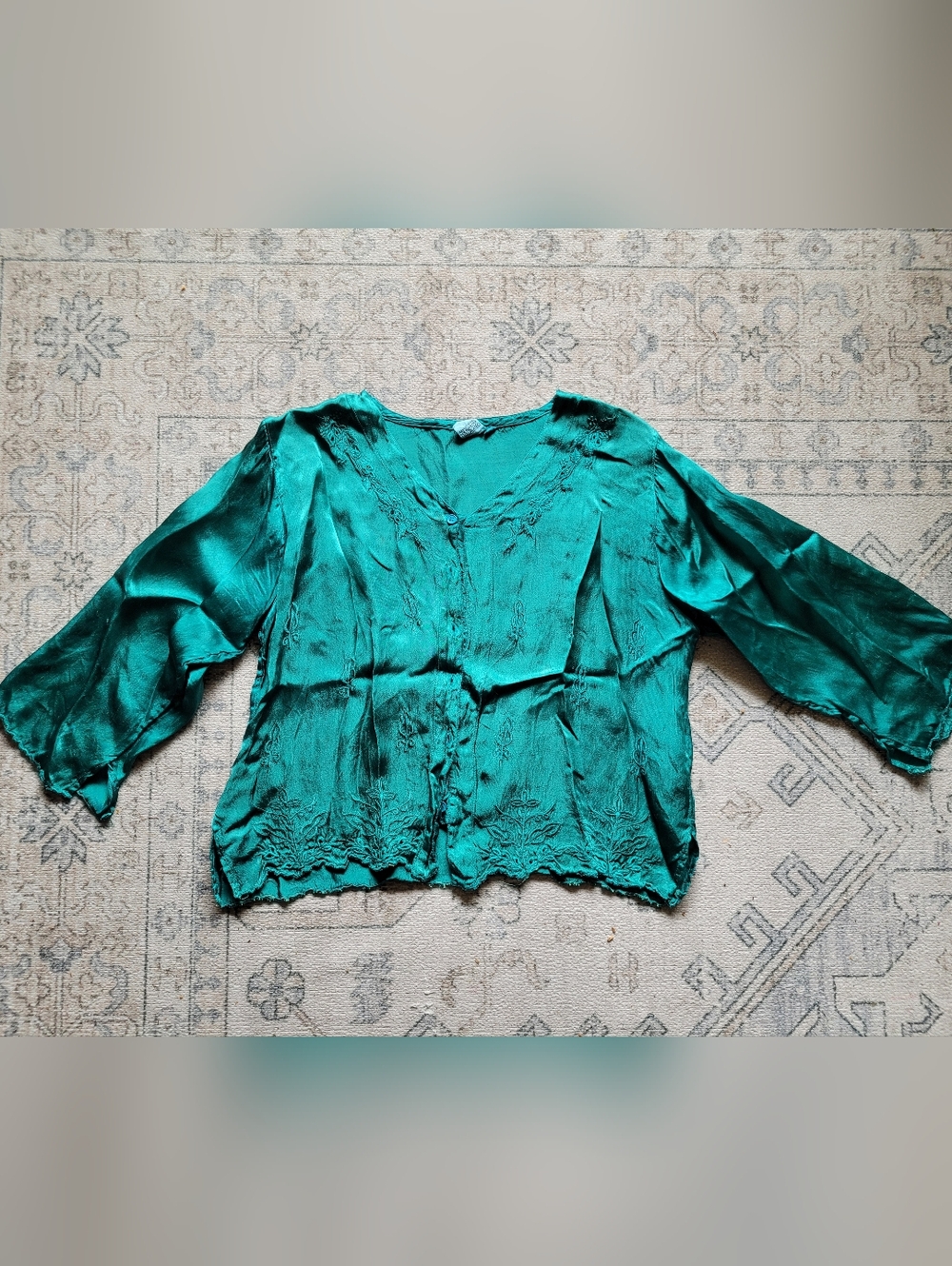 Women's Emerald Green Embroidered V-Neck Top